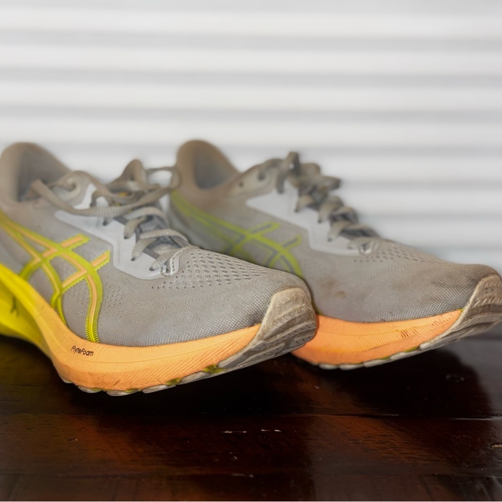 ASICS Women Running shoes GT-1000 13 PARIS Cool Grey/Safety Yellow 1012B748.750